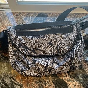 Lululemon Festival bag